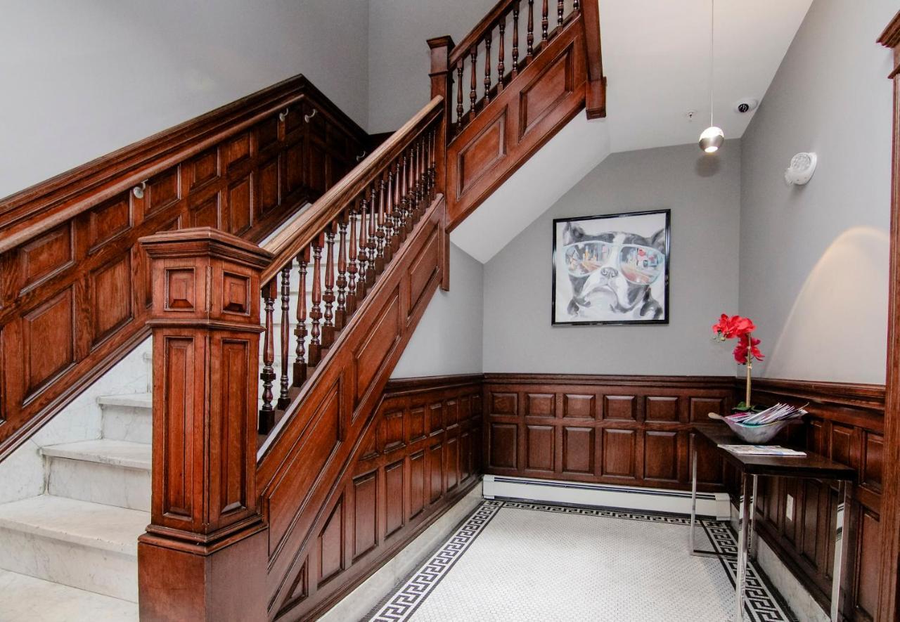 A Stylish Stay W/ A Queen Bed, Heated Floors.. #18 Brookline Exteriér fotografie